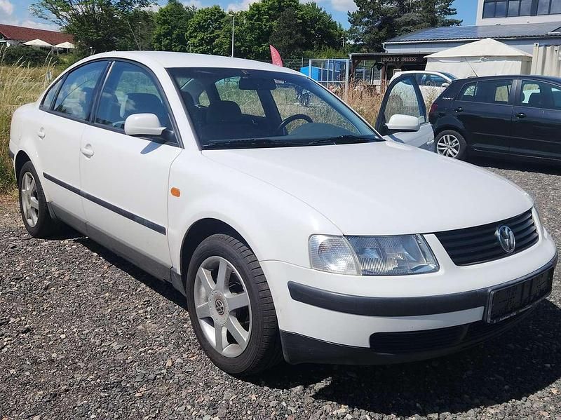 Other Gebraucht 1998 VW Passat Comfortline Limousine | 2.500 € (Teuer) - Bild 1/4