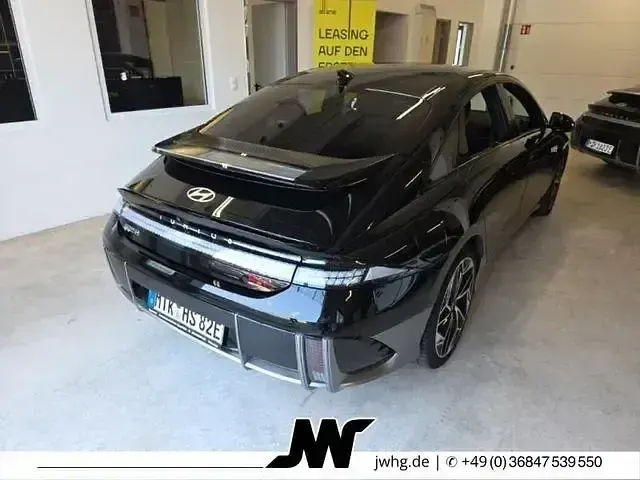 Gebraucht Hyundai Ioniq 6 239 kW (325 PS) 2023 Abyss black pearl / mic Limousine