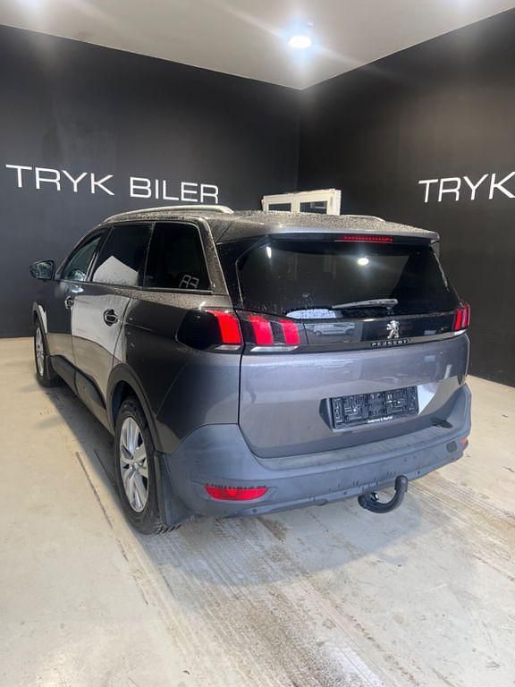 Gebraucht Peugeot 5008 Active 131 PS (96 kW) 2019 Grau Van / Kleinbus