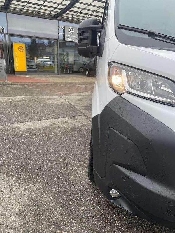 Gebraucht Opel Movano 140 PS (102 kW) 2024 Weiß Van