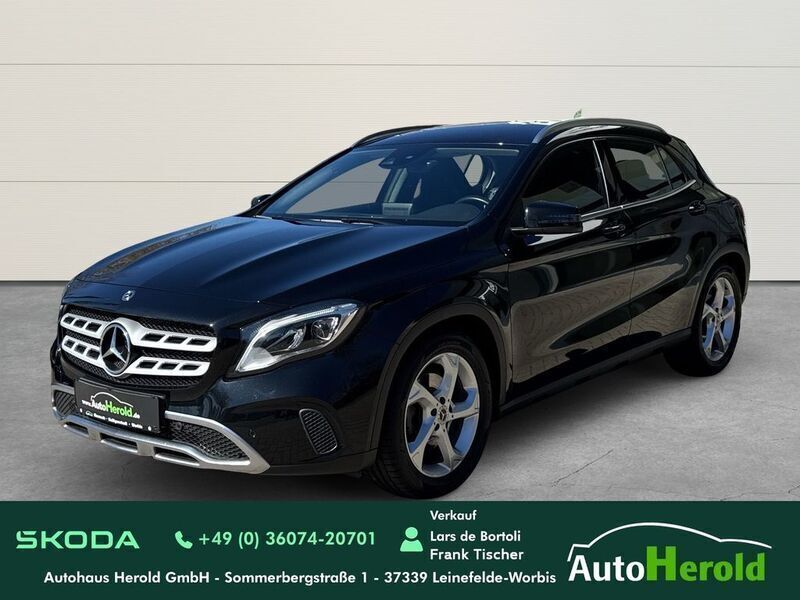 Schwarz Gebraucht 2019 Mercedes GLA250 Urban SUV | 25.990 € (Fairer Preis) - Bild 1/4