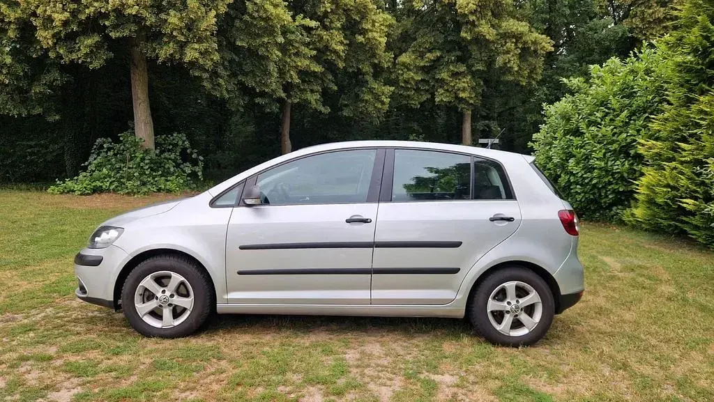 Gebraucht VW Golf Plus Cross Trendline 80 PS (58 kW) 2007 Silber Limousine