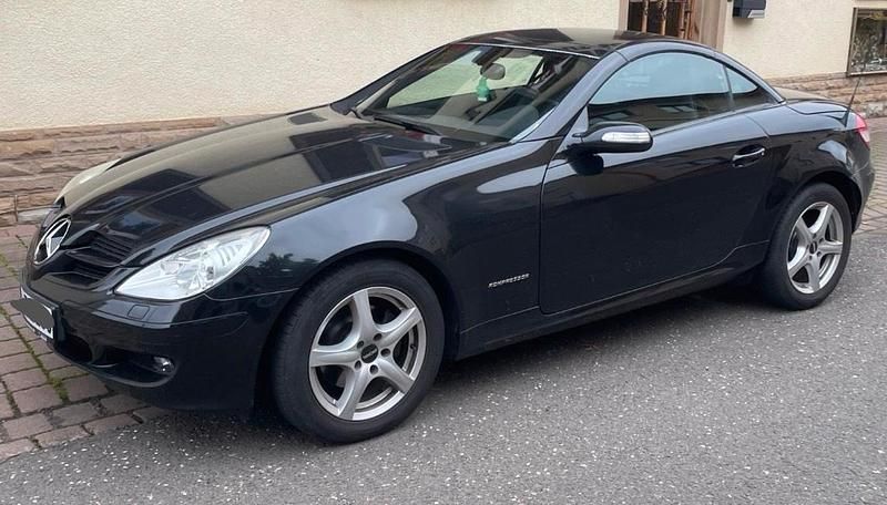 Schwarz Gebraucht 2005 Mercedes SLK200 Cabrio | 6.000 € (Superpreis) - Bild 1/4
