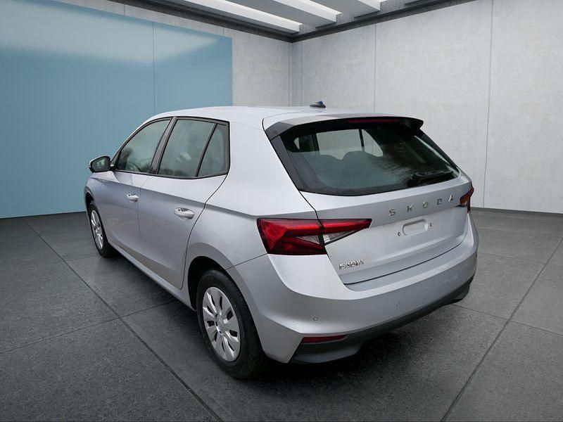 Neu Skoda Fabia 116 PS (85 kW) 2025 Silber Limousine