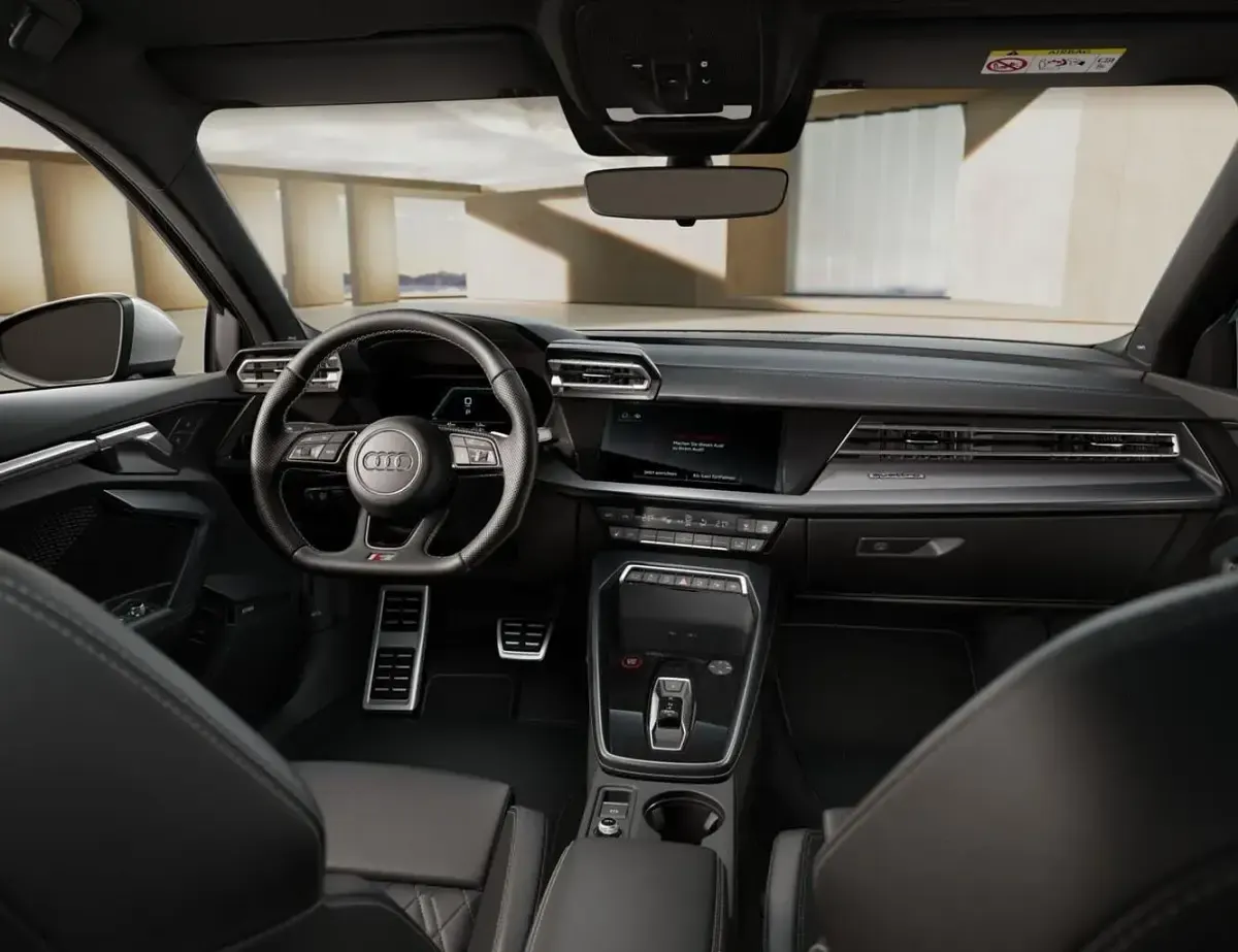 Neu Audi S3 333 PS (244 kW) 2026 Mythosschwarz metallic Limousine