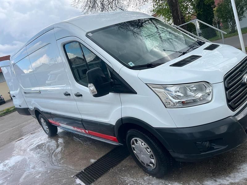 Second-hand Ford Transit 131 CP (96 kW) 2016 Monovolum
