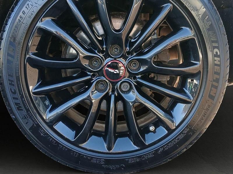 Gebraucht Mini Cooper Clubman Classic 136 PS (100 kW) 2021 Blau / island blue (metallic) Kombi