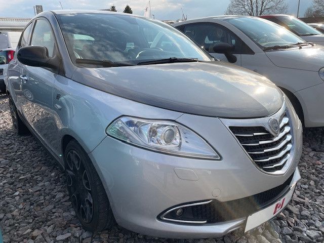 Gebraucht Lancia Ypsilon Platinum 86 PS (63 kW) 2011 Grau Kleinwagen