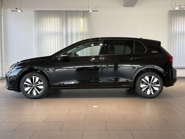 Gebraucht VW Golf VIII Goal 116 PS (85 kW) 2025 Grenadillschwarz metallic Limousine
