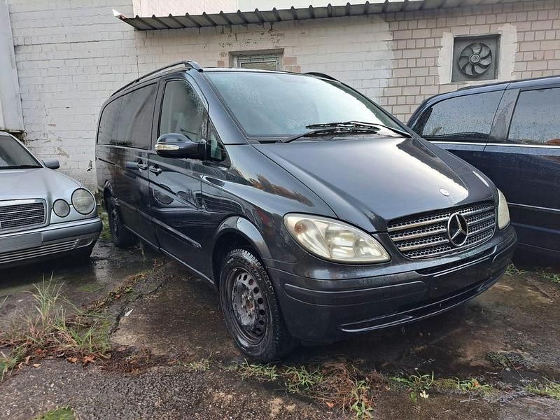 Gebraucht Mercedes Viano 218 PS (160 kW) 2004 Schwarz Van / Kleinbus