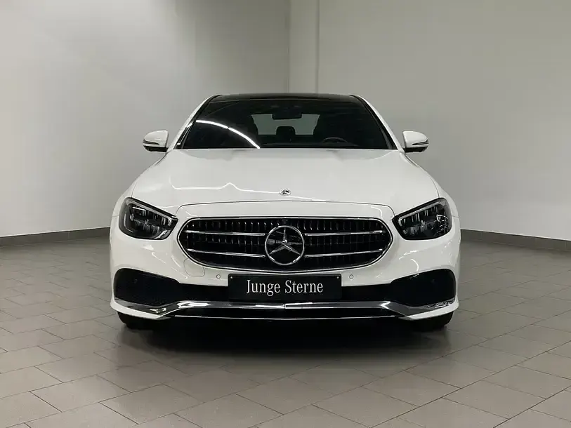 Gebraucht Mercedes E400 Avantgarde 340 PS (250 kW) 2021 Unilack polarweiß Limousine