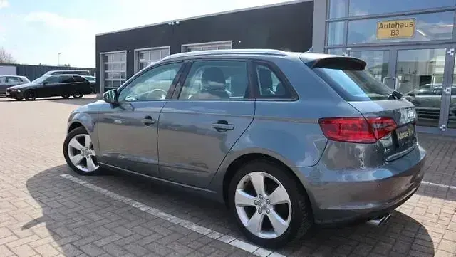 Gebraucht Audi A3 Ambition 150 PS (110 kW) 2015 Grau Limousine