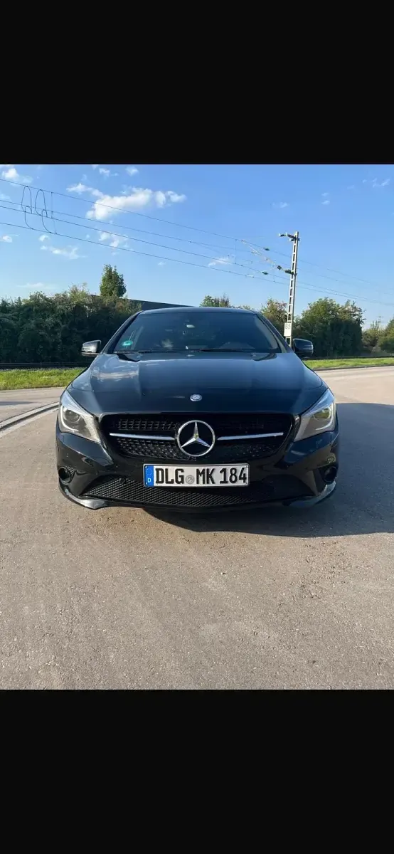Gebraucht Mercedes CLA200 156 PS (114 kW) 2014 Schwarz Limousine