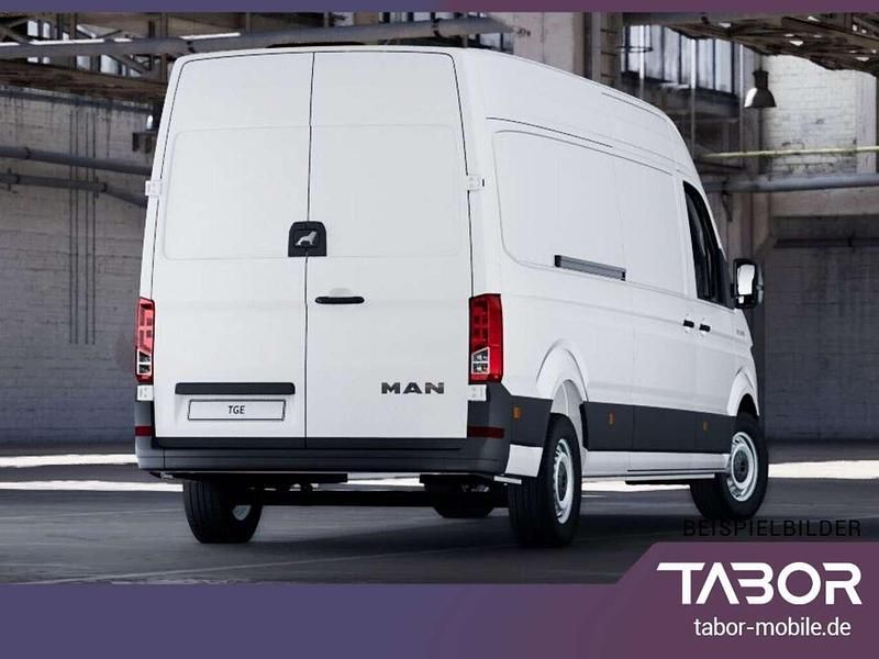 Neu MAN TGE 140 PS (102 kW) 2025 Weiß Van