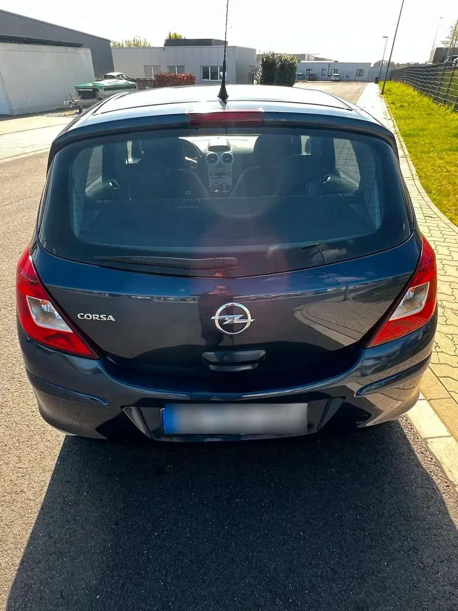 Gebraucht Opel Corsa Active 87 PS (63 kW) 2013 Blau Kleinwagen
