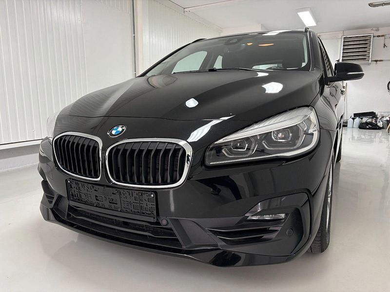Gebraucht BMW 218 Active Tourer Advantage 140 PS (102 kW) 2019 Schwarz Van / Kleinbus