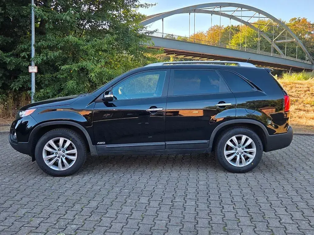 Gebraucht Kia Sorento 197 PS (144 kW) 2010 Schwarz SUV