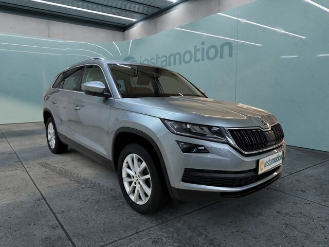 Grau Gebraucht 2020 Skoda Kodiaq Style SUV | 25.390 € (Guter Preis) - Bild 1/2