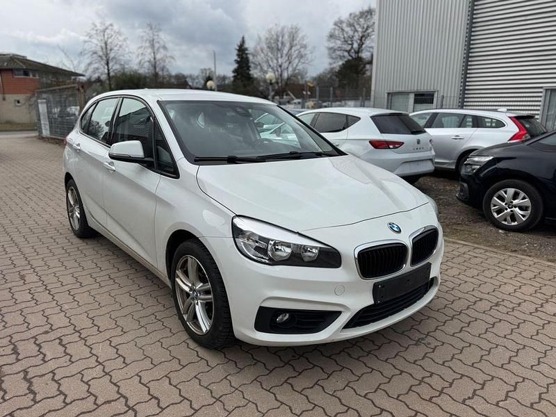 Gebraucht BMW 218 Basis 150 PS (110 kW) 2016 Weiß Limousine