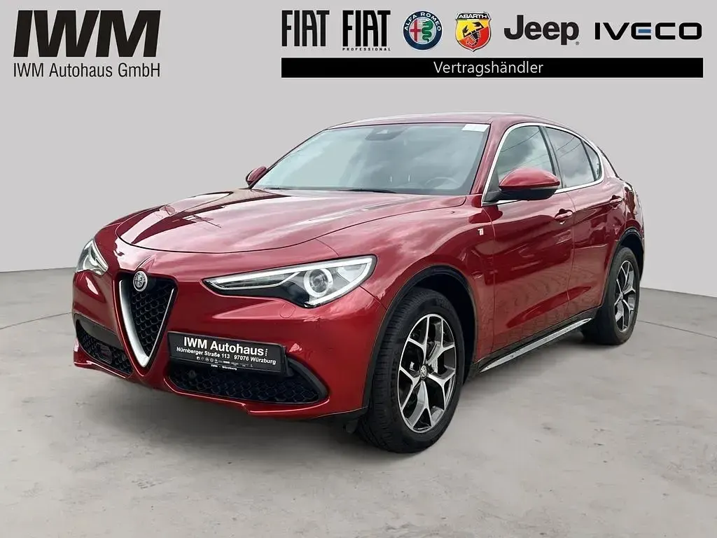 Gebraucht Alfa Romeo Stelvio Lusso 209 PS (153 kW) 2021 Rot SUV