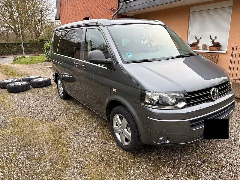 Gebraucht VW California Beach 190 PS (139 kW) 2012 Grau Van