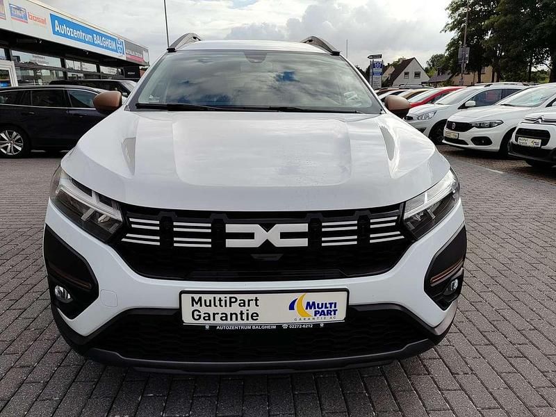 Gebraucht Dacia Jogger Extreme 101 PS (74 kW) 2024 Gletscherweiss Van / Kleinbus