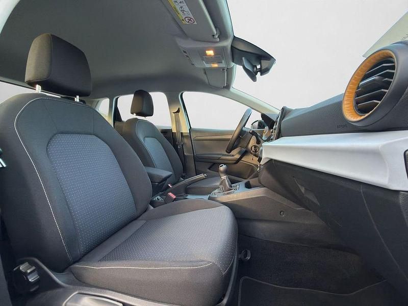 Gebraucht Seat Ibiza Style 116 PS (85 kW) 2024 Midnight schwarz metallic (metallic) Limousine