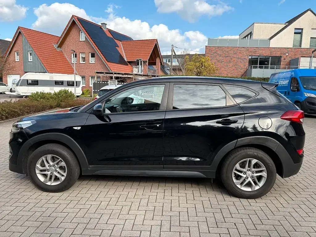 Gebraucht Hyundai Tucson Classic 116 PS (85 kW) 2016 Schwarz SUV