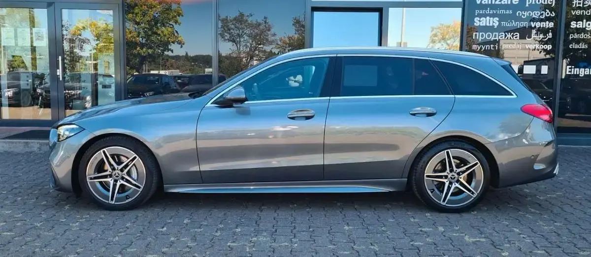 Gebraucht Mercedes C220 AMG 197 PS (144 kW) 2023 Selenitgrau Kombi