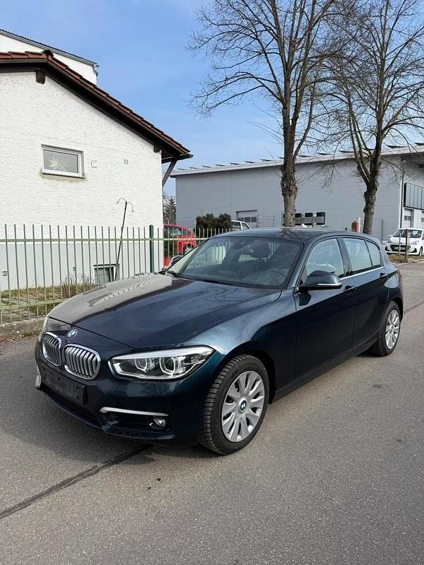 Blau Gebraucht 2015 BMW 125 M Sport Kleinwagen | 13.490 € - Bild 1/4