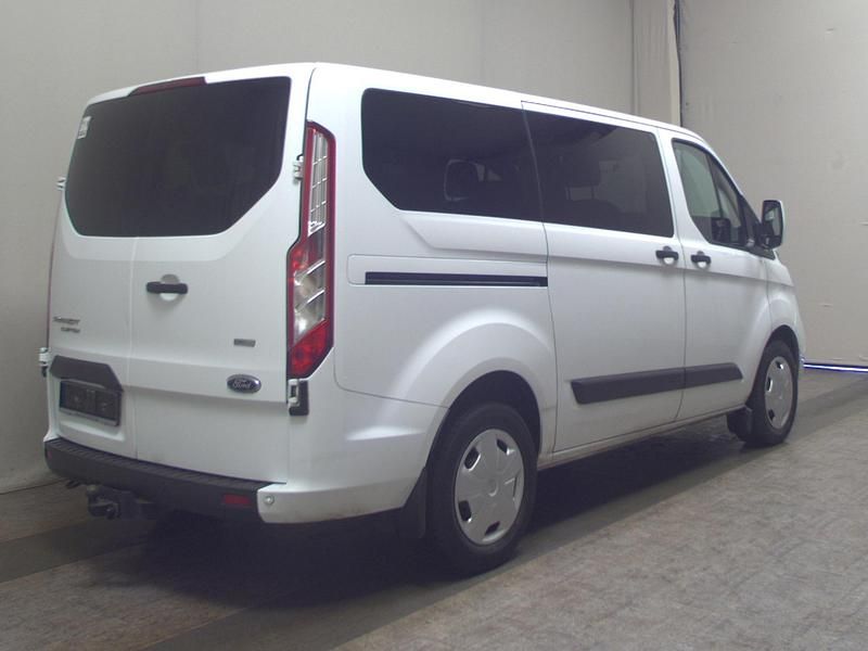 Gebraucht Ford Transit Custom 131 PS (96 kW) 2018 Frostweiß Limousine
