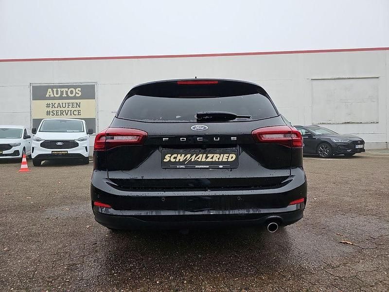 Neu Ford Focus Active X 155 PS (114 kW) 2025 Obsidianschwarz metallic Kombi