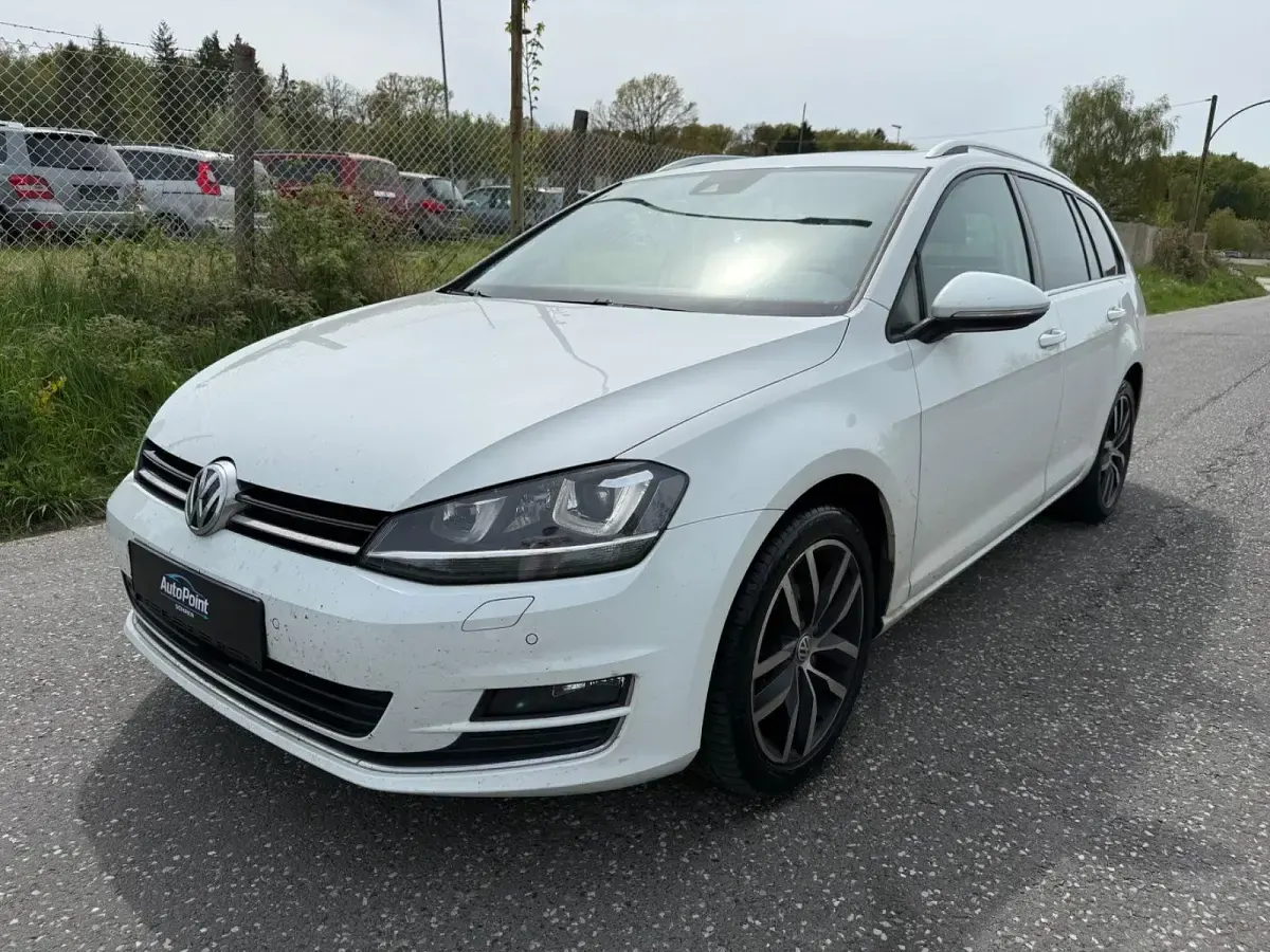 Gebraucht VW Golf VII Highline 150 PS (110 kW) 2015 Weiß Kombi