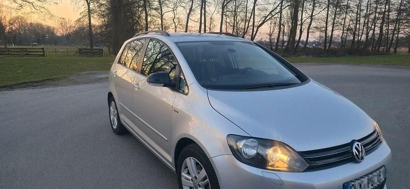 Gebraucht VW Golf Plus Cross Match 105 PS (77 kW) 2013 Grau Van / Kleinbus