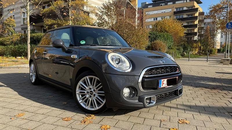 Grau Gebraucht 2016 Mini Cooper SD Chili Kleinwagen | 8.990 € (Etwas zu teuer) - Bild 1/4