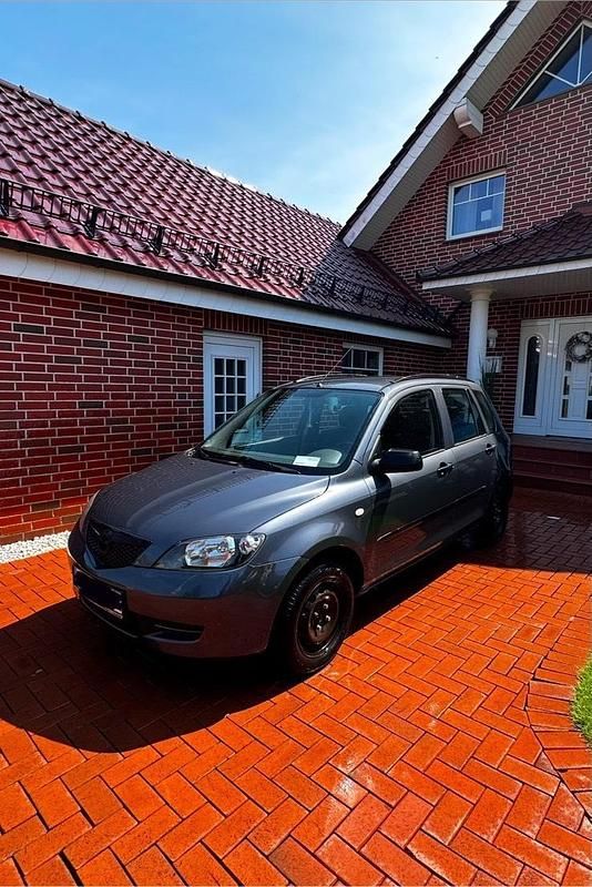Andere farben Gebraucht 2004 Mazda 2 Kleinwagen | 1.250 € - Bild 1/1
