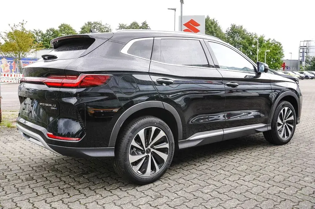 Ny BYD Seal U Design 160 kW (218 HK) 2026 Sort SUV