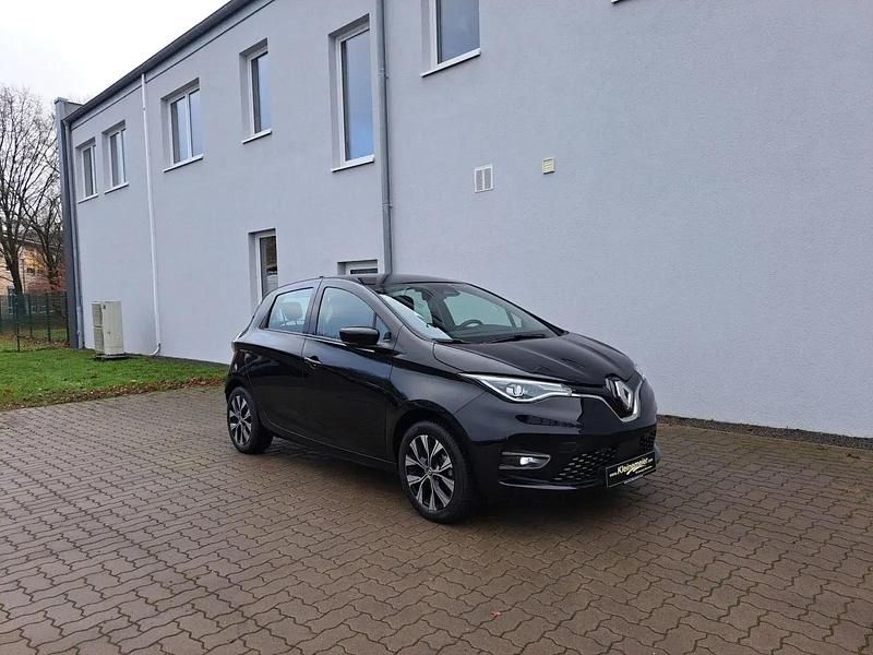 Second-hand Renault Zoe Evolution 88 kW (120 CP) 2023 Negru Hatchback