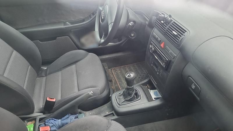 Gebraucht Audi A3 107 PS (78 kW) 2003 Blau Kleinwagen
