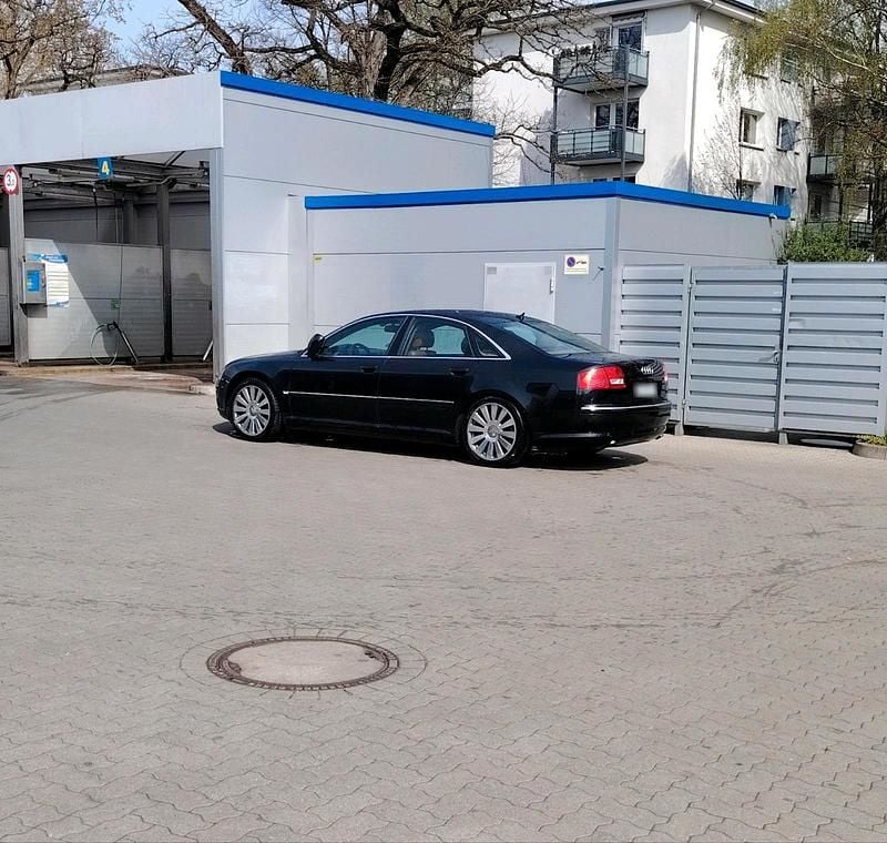 Second-hand Audi A8 275 CP (202 kW) 2005 Negru Berlinǎ