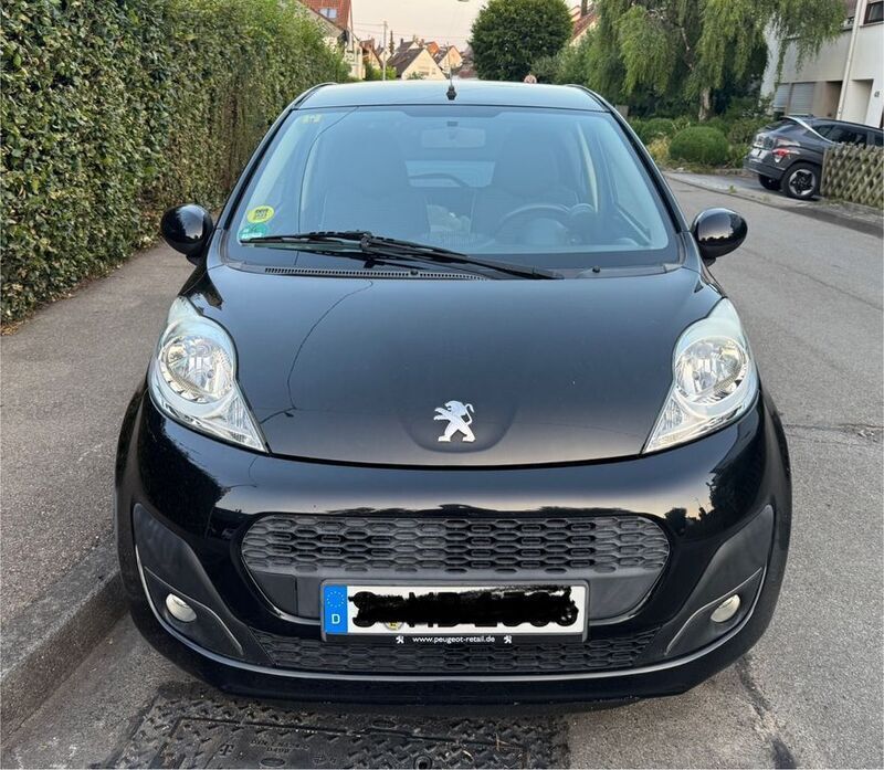 Schwarz Gebraucht 2012 Peugeot 107 Envy Kleinwagen | 3.990 € (Superpreis) - Bild 1/4