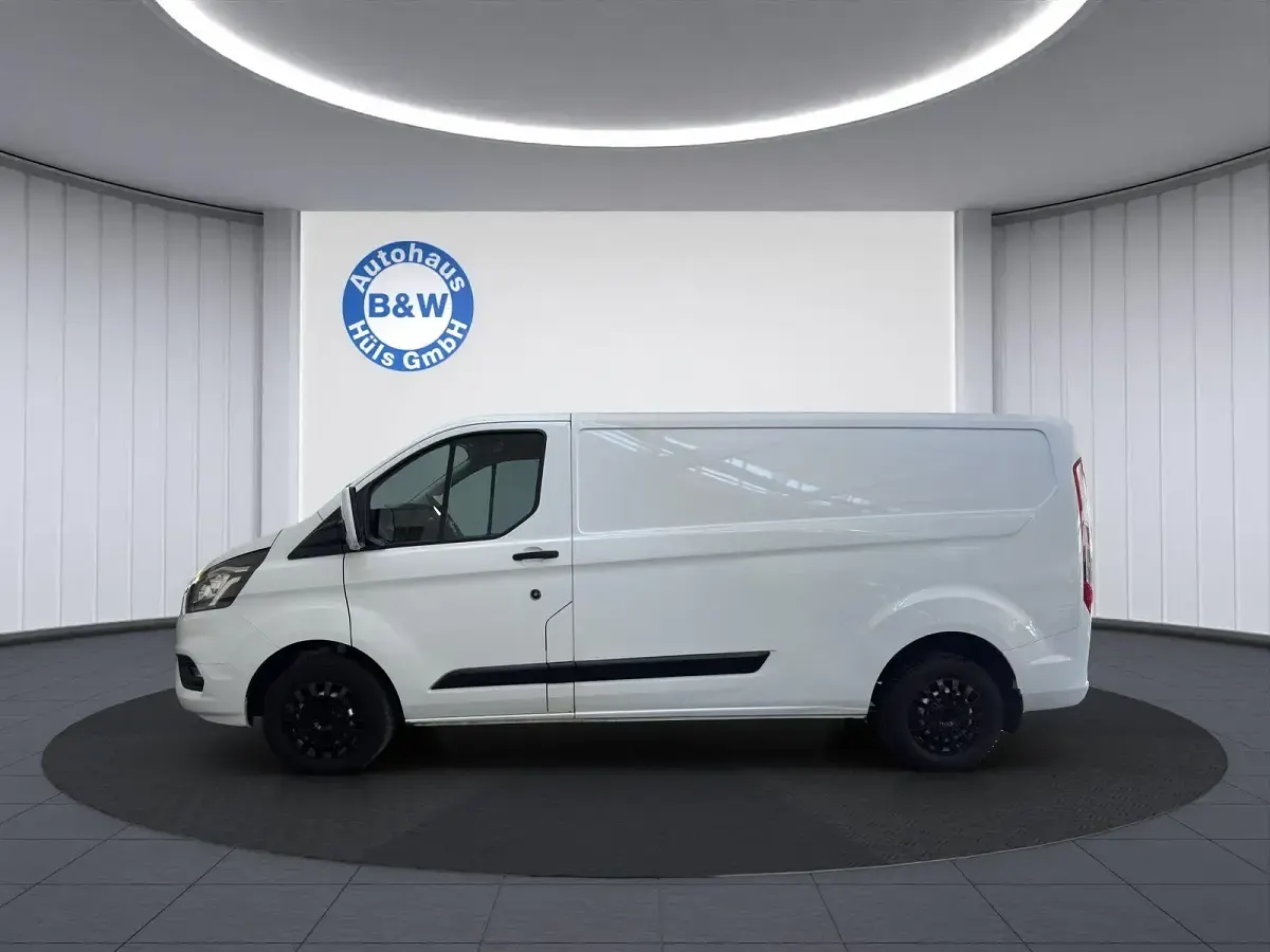 Gebraucht Ford Transit Custom Trend 105 PS (77 kW) 2020 Weiß Van / Kleinbus