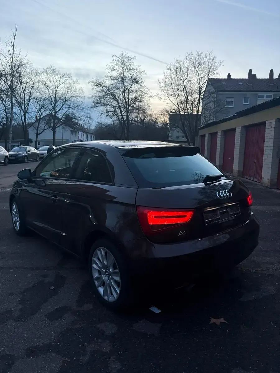 Gebraucht Audi A1 85 PS (62 kW) 2012 Kleinwagen