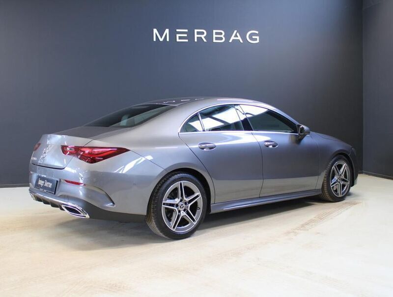Gebraucht Mercedes CLA200 Advanced 163 PS (119 kW) 2024 Metalliclack mountaingrau Coupé