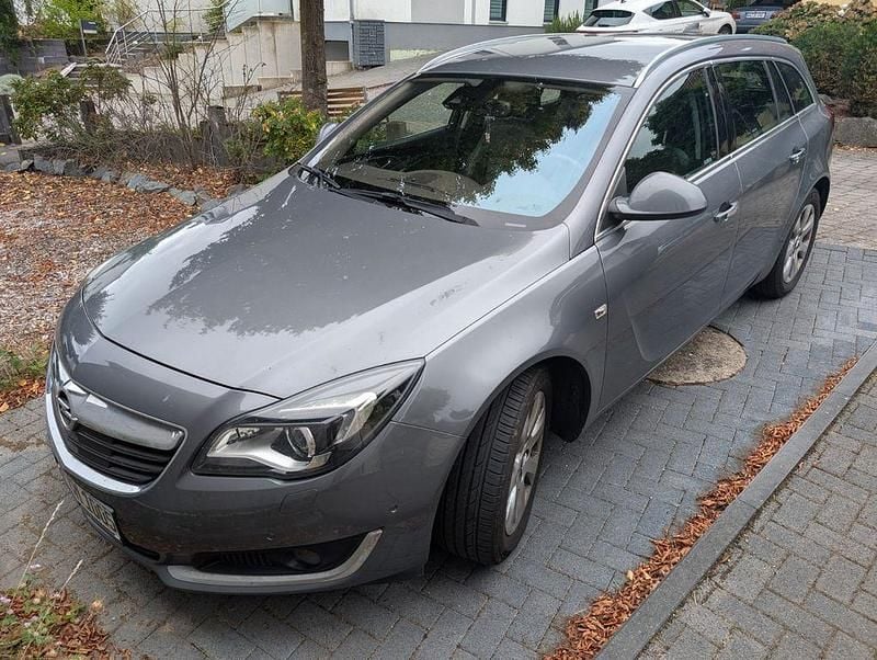 Grau Gebraucht 2016 Opel Insignia Eco Kombi | 13.399 € (Etwas zu teuer) - Bild 1/4
