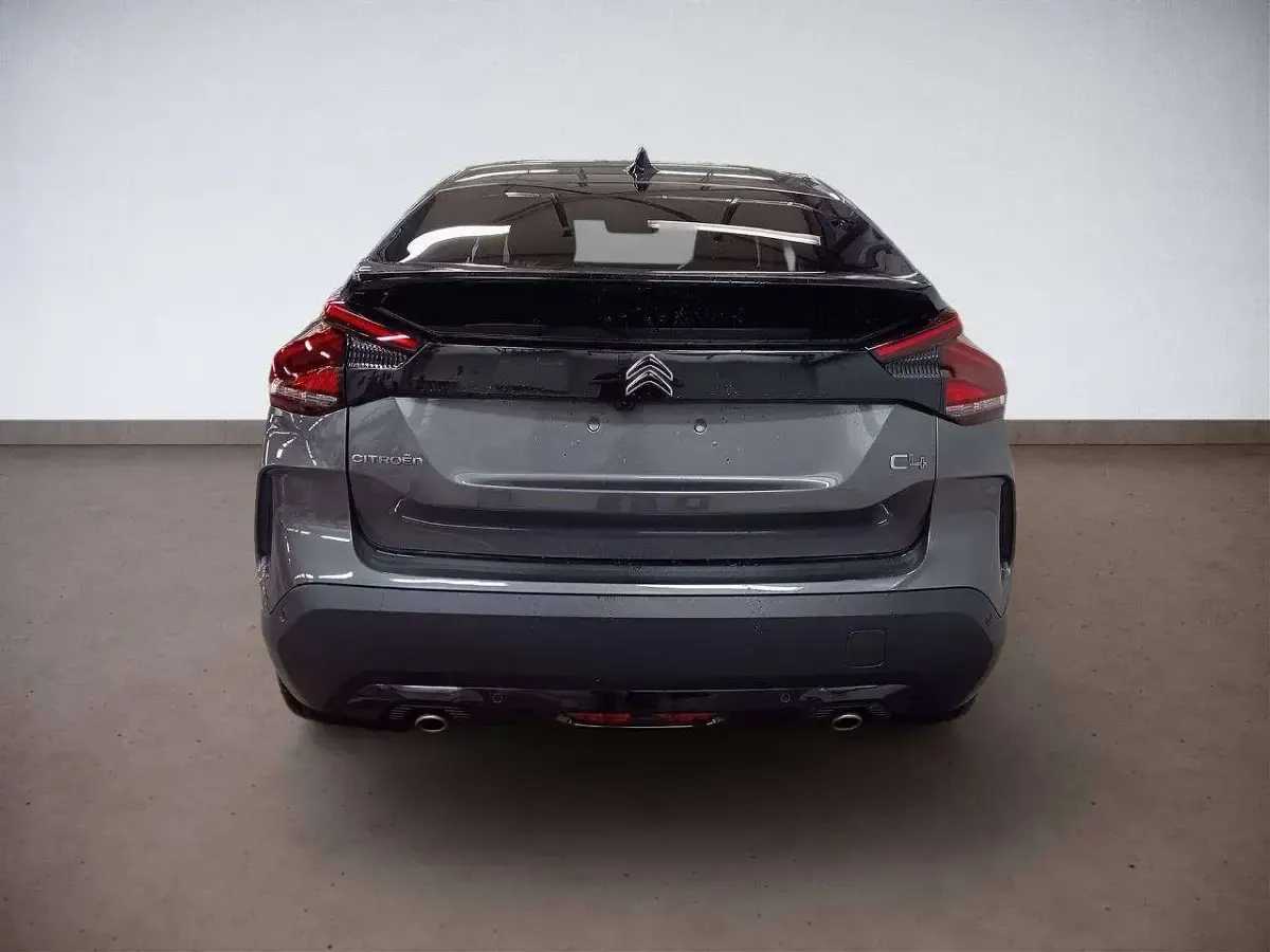 Gebraucht Citroën C4 131 PS (96 kW) 2023 Platiniumgrau/typ SUV
