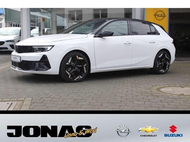 Jade weiss/arktis weiss Gebraucht 2023 Opel Astra GSe Limousine | 34.990 € - Bild 1/3