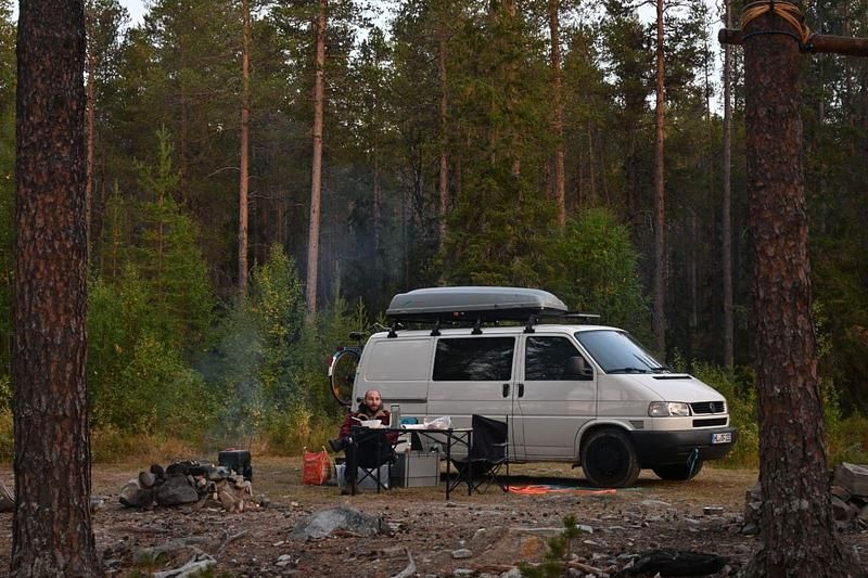 Weiß Gebraucht 2002 VW T4 Van | 14.250 € - Bild 1/4