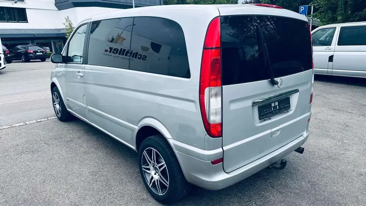 Gebraucht Mercedes Viano 150 PS (110 kW) 2004 Grau Van / Kleinbus