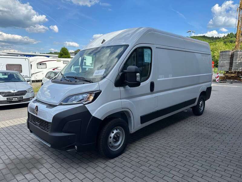 Weiss icy/typ Neu 2025 Citroën Jumper Van / Kleinbus | 34.391 € (Etwas zu teuer) - Bild 1/4